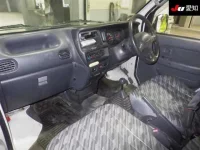 Daihatsu HIJET VAN лот № 35217 оценка 3.5  с аукциона в Японии 2