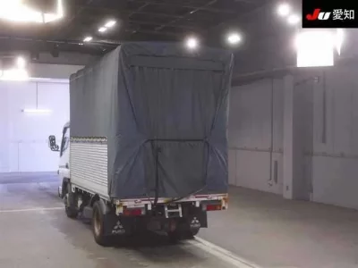 Mitsubishi CANTER  с аукциона в Японии
