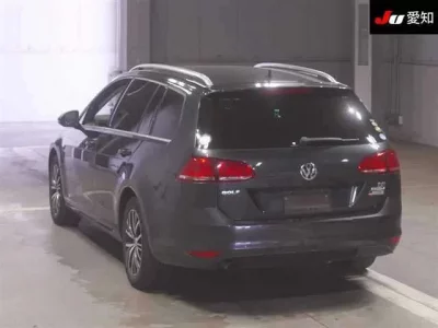 Volkswagen GOLF VARIANT