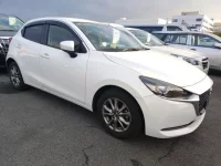 Mazda MAZDA2 лот № 10627 оценка 3.5  с аукциона в Японии 1