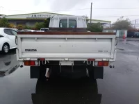 Mazda BONGO лот № 10356 оценка 3.5  с аукциона в Японии 3