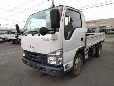 Mazda TITAN  с аукциона в Японии