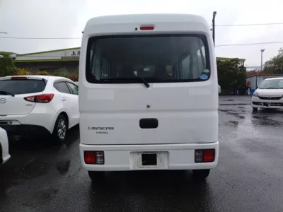 Mitsubishi MINICAB VAN