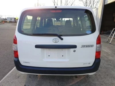 Toyota SUCCEED