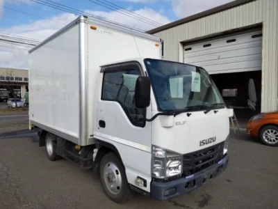 Isuzu ELF  с аукциона в Японии