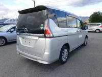 Nissan SERENA лот № 10304 оценка 3.5  с аукциона в Японии 2