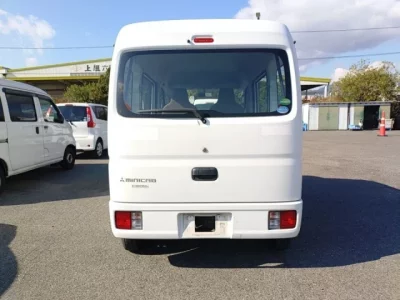 Mitsubishi MINICAB VAN