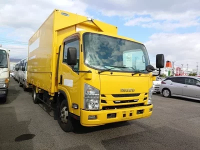 Isuzu ELF  с аукциона в Японии