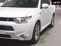 Mitsubishi OUTLANDER PHEV лот № 4294 оценка 3.5  с аукциона в Японии 6