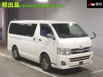 Toyota HIACE VAN