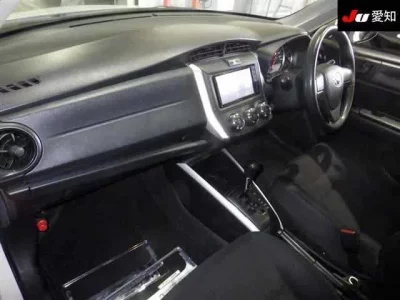 Toyota COROLLA FIELDER  с аукциона в Японии