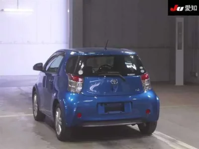 Toyota IQ