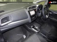 Honda FIT лот № 4370 оценка 3  с аукциона в Японии 2