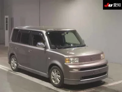 Toyota BB  с аукциона в Японии