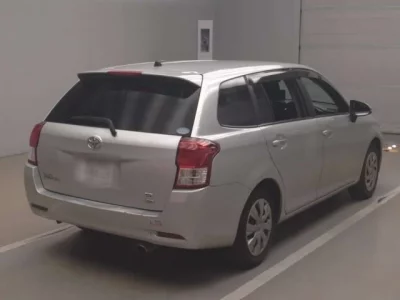 Toyota COROLLA FIELDER  с аукциона в Японии