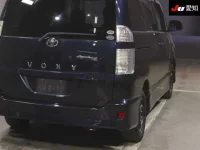 Toyota VOXY лот № 30062 оценка R  с аукциона в Японии 7