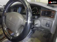 Toyota CROWN лот № 30122 оценка 3.5  с аукциона в Японии 4