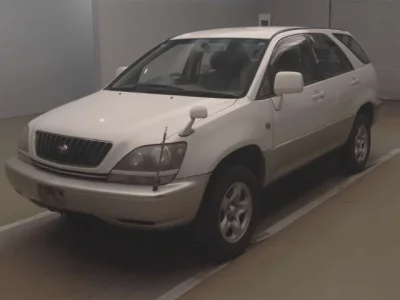 Toyota HARRIER  с аукциона в Японии