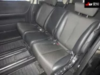 Nissan ELGRAND лот № 30085 оценка 3.5  с аукциона в Японии 3