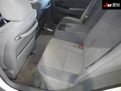 Toyota CROWN  с аукциона в Японии