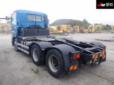 Hino TRUCK