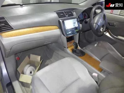 Toyota PREMIO  с аукциона в Японии