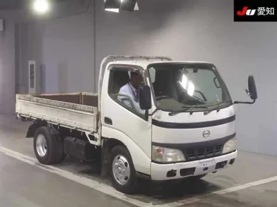 Hino DUTRO  с аукциона в Японии