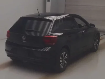 Volkswagen POLO  с аукциона в Японии