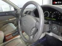 Toyota CELSIOR лот № 30245 оценка 3.5  с аукциона в Японии 4