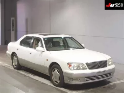 Toyota CELSIOR  с аукциона в Японии