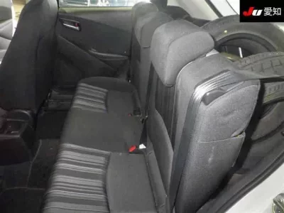 Mazda DEMIO  с аукциона в Японии