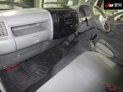 Hino DUTRO  с аукциона в Японии