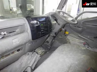 Hino DUTRO  с аукциона в Японии