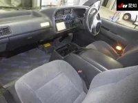 Toyota HIACE VAN лот № 7027 оценка 3.5  с аукциона в Японии 2