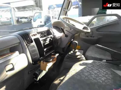 Hino DUTRO  с аукциона в Японии
