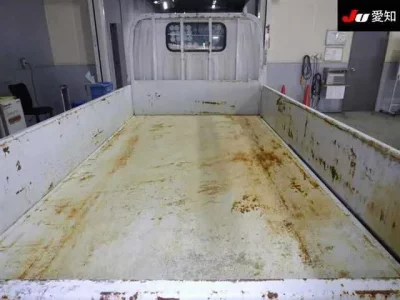 Isuzu ELF  с аукциона в Японии