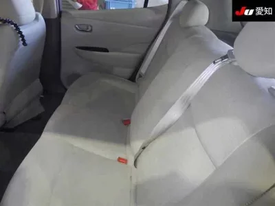 Nissan LEAF  с аукциона в Японии