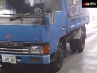 Mitsubishi CANTER лот № 7025 оценка 3.5  с аукциона в Японии 6