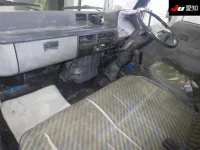 Mitsubishi CANTER лот № 7025 оценка 3.5  с аукциона в Японии 2