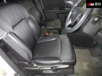 Honda ODYSSEY лот № 30180 оценка 3.5  с аукциона в Японии 5