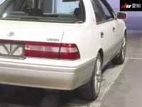 Toyota CROWN лот № 30278 оценка 3.5  с аукциона в Японии 7