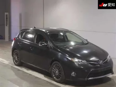 Toyota AURIS  с аукциона в Японии