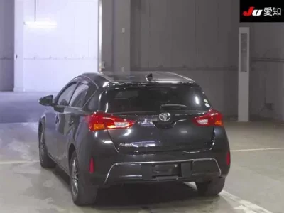 Toyota AURIS  с аукциона в Японии