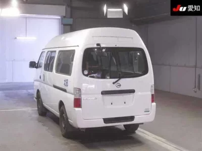 Nissan CARAVAN BUS