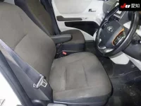 Toyota SIENTA лот № 30285 оценка 3.5  с аукциона в Японии 5