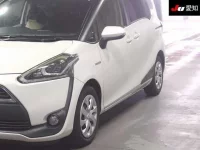 Toyota SIENTA лот № 30285 оценка 3.5  с аукциона в Японии 6
