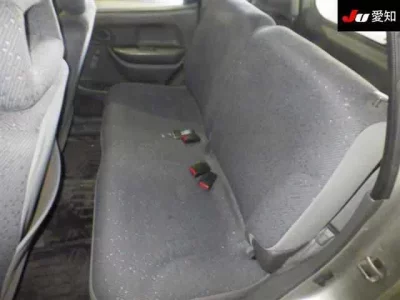 Suzuki SWIFT  с аукциона в Японии