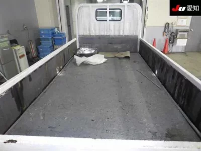 Toyota DYNA  с аукциона в Японии