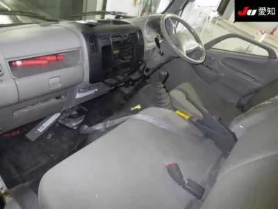 Toyota DYNA  с аукциона в Японии