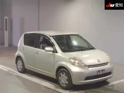 Toyota PASSO  с аукциона в Японии